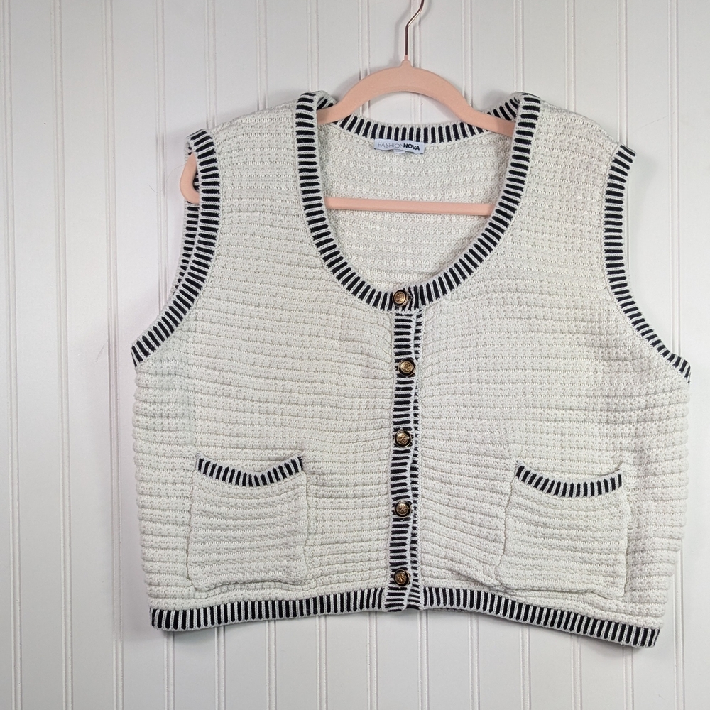 Fashion Nova Black And White Oversized Cotton Sweater Vest Gold Button 2X - Picture 3 of 8